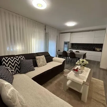 Da Rosa Lejlighed Mestre